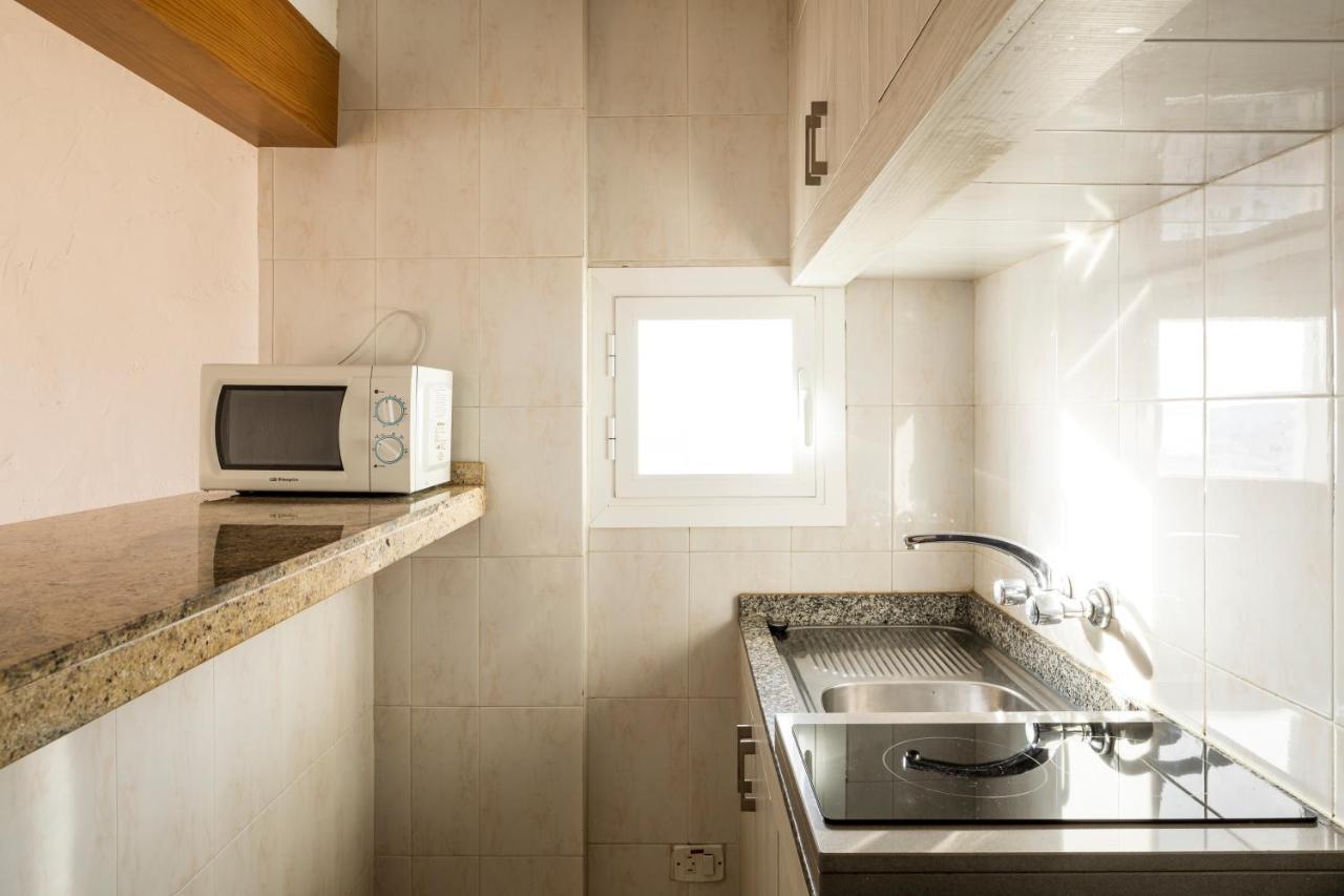 Apartamentos El Moro San Antonio  Exteriör bild